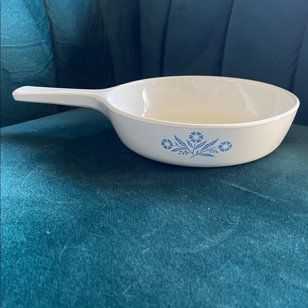 Vintage Corning Ware Cornflower Blue 6 1/2" Handle Skillet